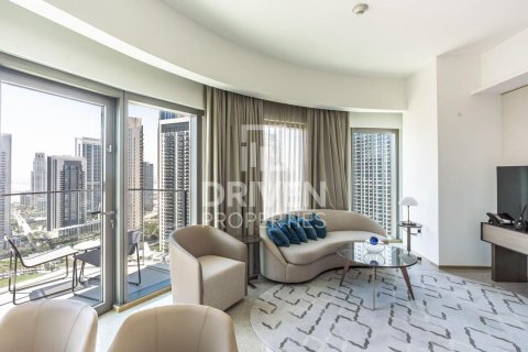 Квартира в Address Harbour Point, Dubai Creek Harbour (The Lagoons), Дубай, 2 спальни, 102.47м², № 129955