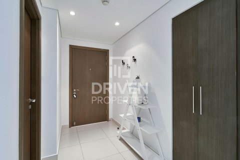 Apartamento en The Lofts, Downtown Dubai (Downtown Burj Dubai), Dubai, 1 dormitorio, 82.13 m², № 136804 - foto 11