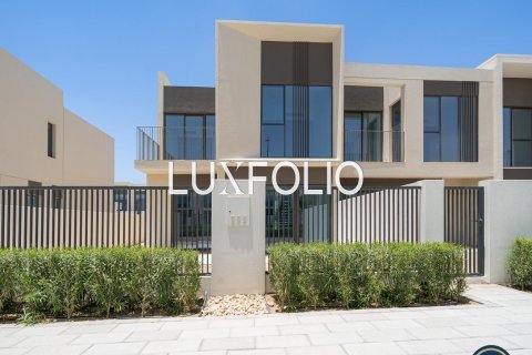Adosado en The Valley, Dubai, 4 dormitorios, 203 m², № 45892 - foto 2