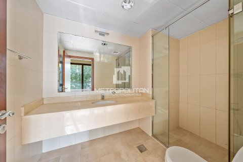 Townhouse in Jumeirah Islands, Dubai 4 bedrooms, 217 sq.m. № 73243 - photo 13