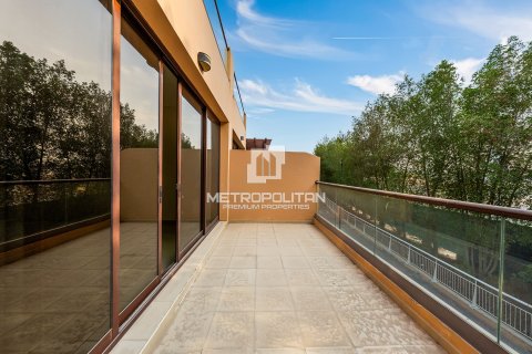 Adosado en Jumeirah Islands, Dubai, 4 dormitorios, 337 m², № 73251 - foto 22
