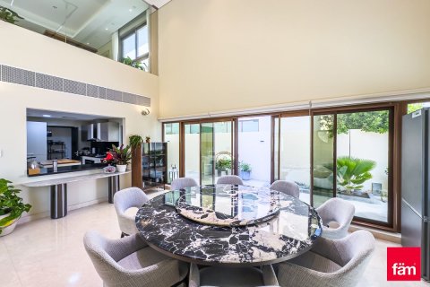 Villa à Meydan, Dubai, 6 chambres, 519.8 m², № 8935
