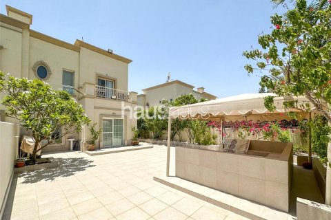 Вилла в The Springs, Дубай, 3 спальни, 326м², № 44730