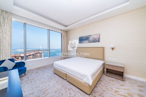 Купить квартиру в The Palm Tower, Пальма Джумейра, Дубай: 1 спальня, 103м², № 73380 - фото 3