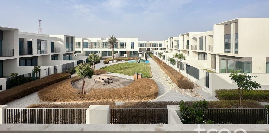 Таунхаус в The Valley, Дубай, 4 спальни, 257.43м², № 136214