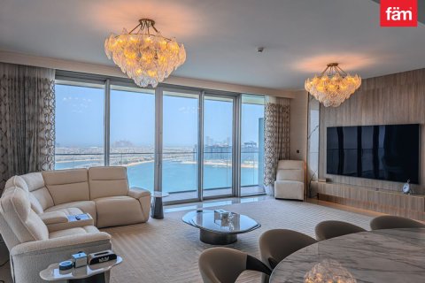 Apartment in Dubai Harbour, Dubai 4 bedrooms, 239.2 sq.m. № 47774