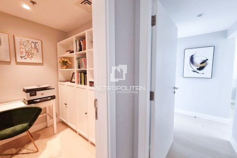 Apartment in Jumeirah Beach Residence, Dubai 2 bedrooms, 158 sq.m. № 8857 - photo 14