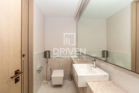 Снять в аренду квартиру в Address Harbour Point, Dubai Creek Harbour (The Lagoons), Дубай: 2 спальни, 101.73м², № 129858 - фото 15