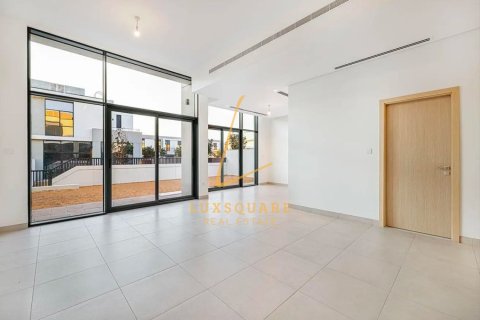 Villa in Al Furjan, Dubai 3 bedrooms, 238 sq.m. № 112346 - photo 4