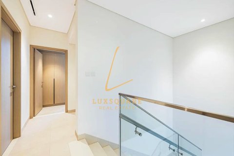 Villa in Al Furjan, Dubai 3 bedrooms, 238 sq.m. № 112346 - photo 10