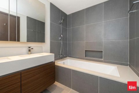 Apartment in Dubai 3 bedrooms, 152.5 sq.m. № 112355 - photo 4