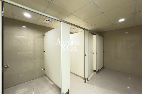 Office in Dubai Investment Park, Dubai 4015 sq.m. № 112327 - photo 14