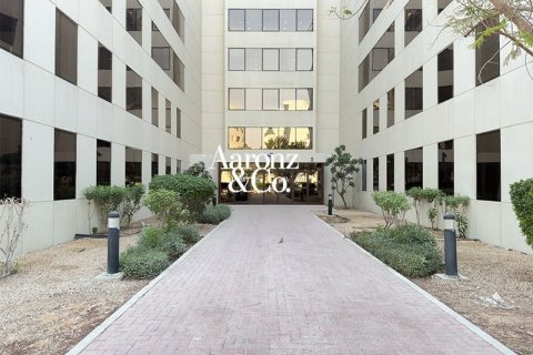 Office in Dubai Investment Park, Dubai 4015 sq.m. № 112327 - photo 19