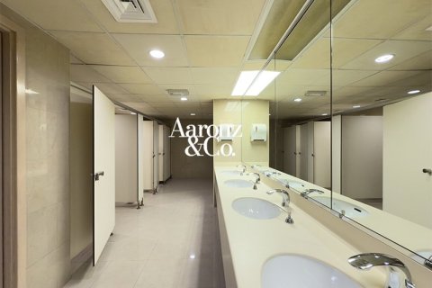 Office in Dubai Investment Park, Dubai 4015 sq.m. № 112327 - photo 15