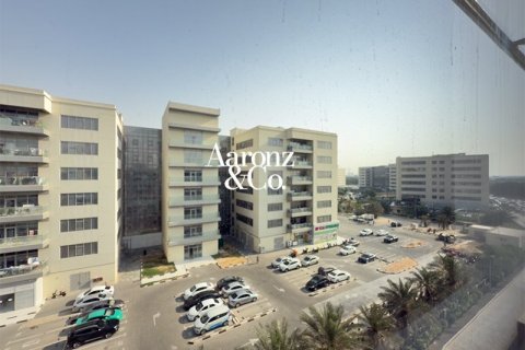 Office in Dubai Investment Park, Dubai 4015 sq.m. № 112327 - photo 17