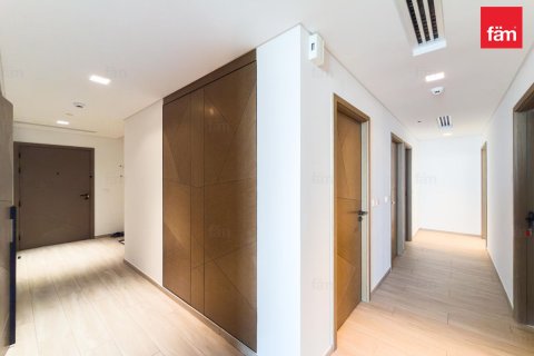 Appartement à Dubai, 3 chambres, 167.2 m², № 134848 - photo 18