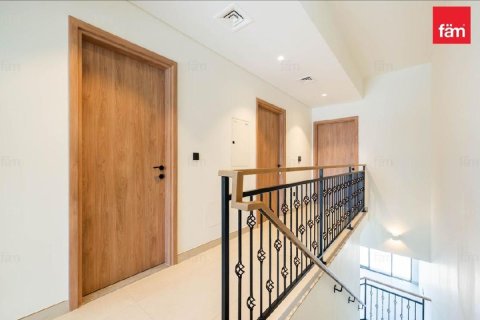 Maison de ville à Dubai, 4 chambres, 144.4 m², № 134847 - photo 10