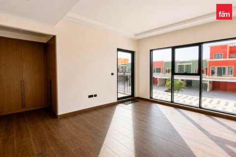 Maison de ville à Dubai, 4 chambres, 144 m², № 134844 - photo 5