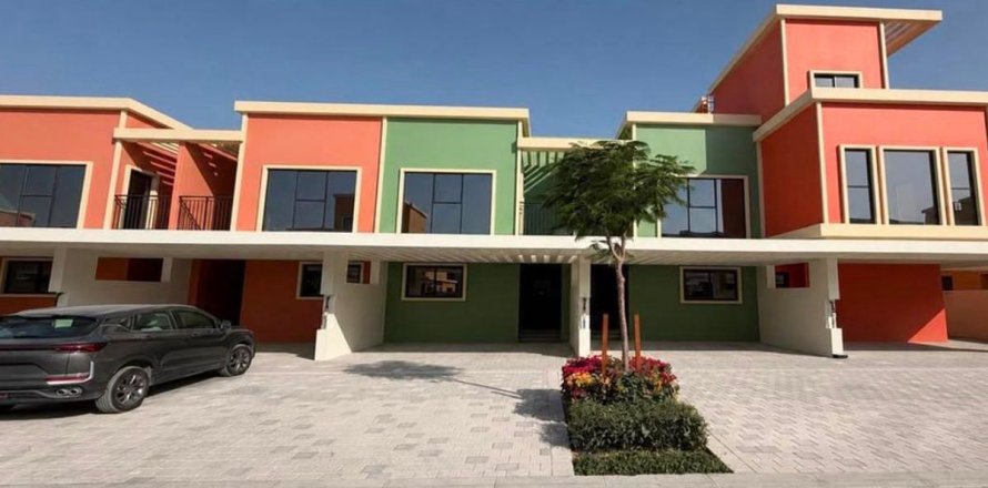 Maison de ville à Dubai, 4 chambres, 144 m², № 134844