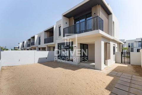 تاون هاوس في جبل علي, دبي 4 غرف نوم, 339.56 م² رقم 137085
