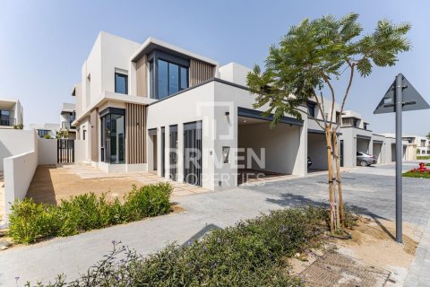 Maison de ville à Jebel Ali, Dubai, 4 chambres, 339.56 m², № 137085 - photo 2