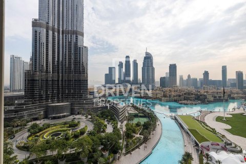 Снять в аренду квартиру в Opera District, Даунтаун Дубай (Даунтаун Бурдж Дубай), Дубай: 4 спальни, 492.39м², № 127903 - фото 14