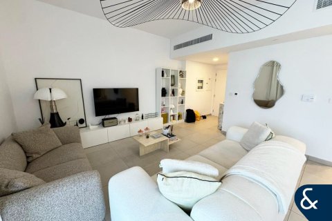 Apartment in Umm Suqeim, Dubai 2 bedrooms, 119 sq.m. № 99053