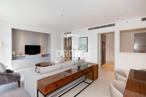 Снять в аренду квартиру в Vida Residence Downtown, Даунтаун Дубай (Даунтаун Бурдж Дубай), Дубай: 3 спальни, 183.86м², № 127970 - фото 3