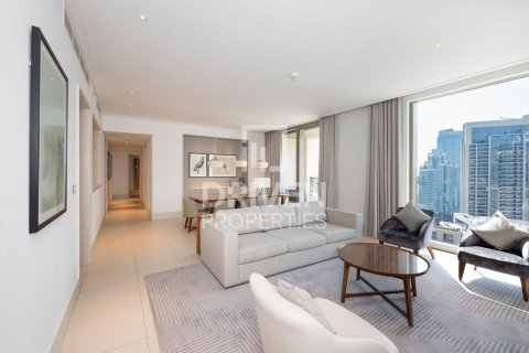 Снять в аренду квартиру в Vida Residence Downtown, Даунтаун Дубай (Даунтаун Бурдж Дубай), Дубай: 3 спальни, 183.86м², № 127970 - фото 2