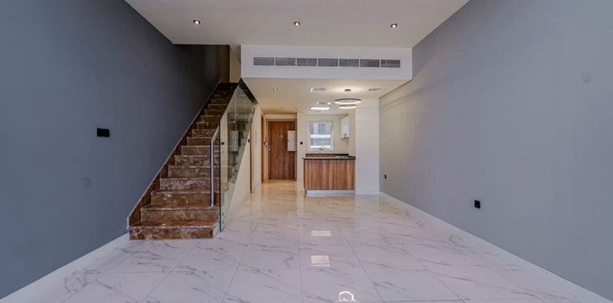 Maison de ville à Dubai, 2 chambres, 123.7 m², № 114977