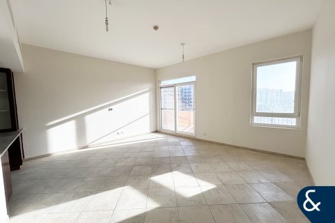 Apartment in Motor City, Dubai 3 bedrooms, 193 sq.m. № 98743 - photo 2