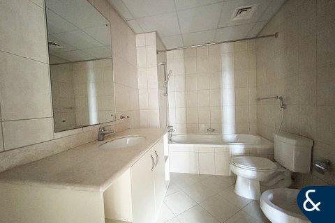 Apartment in Motor City, Dubai 3 bedrooms, 193 sq.m. № 98743 - photo 17
