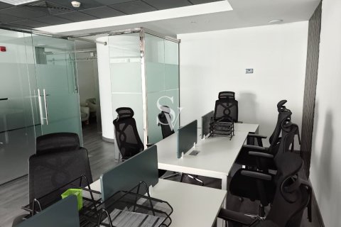 Снять в аренду офис в Бизнес-Бэе, Дубай: 90м², № 112176 - фото 5