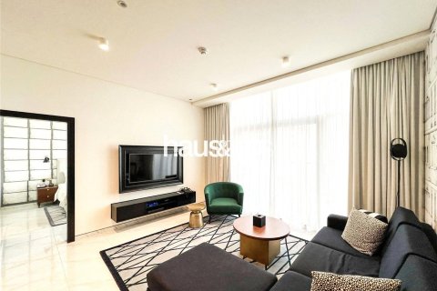 Apartment in Business Bay, Dubai 1 bedroom, 74 sq.m. № 43451 - photo 2