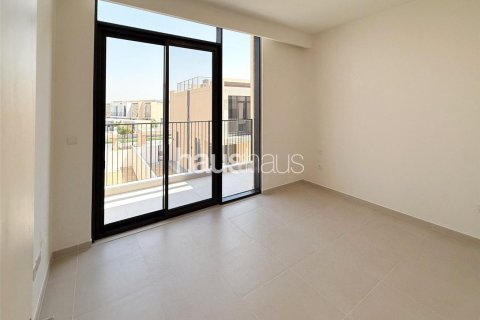 Townhouse in EMAAR South, Dubai South (Dubai World Central), Dubai 4 bedrooms, 223 sq.m. № 43450 - photo 16