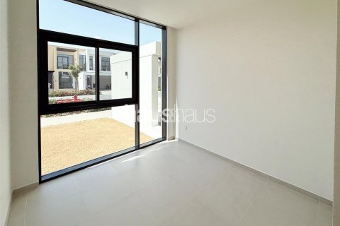 Townhouse in EMAAR South, Dubai South (Dubai World Central), Dubai 4 bedrooms, 223 sq.m. № 43450 - photo 3