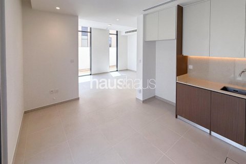 Townhouse in EMAAR South, Dubai South (Dubai World Central), Dubai 4 bedrooms, 223 sq.m. № 43450 - photo 9