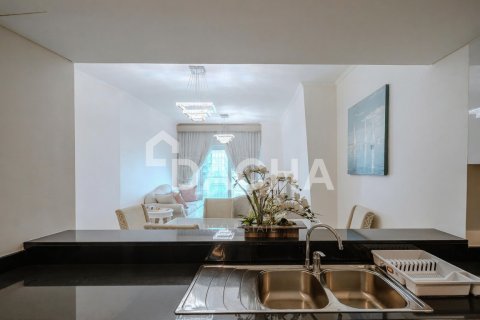 Apartment in Damac Heights, Dubai Marina, Dubai 3 bedrooms, 175 sq.m. № 112643 - photo 8