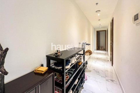 Снять в аренду квартиру в Al Habtoor City, Бизнес-Бэй, Дубай: 2 спальни, 127м², № 45172 - фото 16