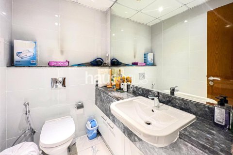 Снять в аренду квартиру в Al Habtoor City, Бизнес-Бэй, Дубай: 2 спальни, 127м², № 45172 - фото 17