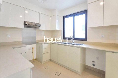 Снять в аренду таунхаус в Maple at Dubai Hills Estate, Дубай Хилс Эстейт, Дубай: 3 спальни, 193м², № 44512 - фото 9