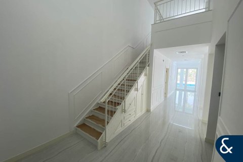 Villa à Arabian Ranches, Dubai, 5 chambres, 998 m², № 78946 - photo 3
