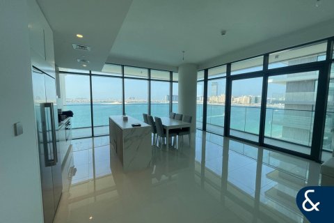 شقة في EMAAR Beachfront, Dubai Harbour, دبي 3 غرف نوم, 179 م² رقم 78943