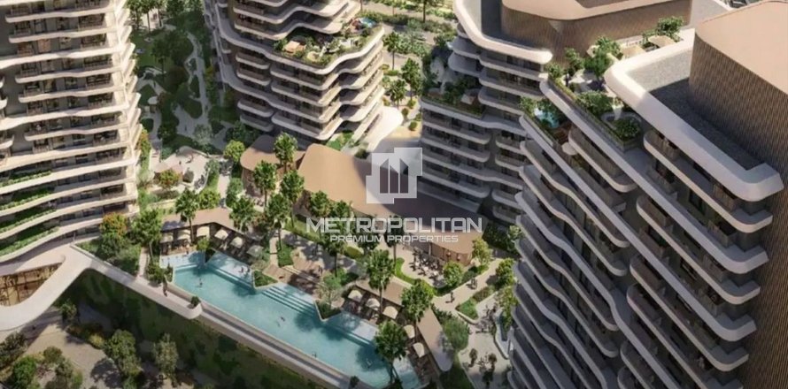 Apartment in Dubai Land, Dubai 2 bedrooms, 184 sq.m. № 73783