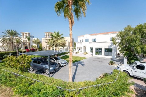 Villa en Jumeirah Islands, Dubai, 4 dormitorios, 550 m², № 43320 - foto 26