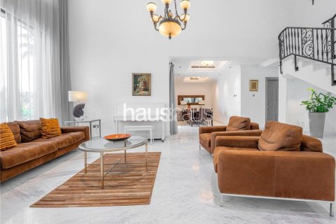 Villa en Jumeirah Islands, Dubai, 4 dormitorios, 550 m², № 43320 - foto 5