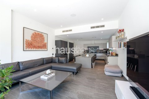 Villa en Jumeirah Islands, Dubai, 4 dormitorios, 576 m², № 43321 - foto 5