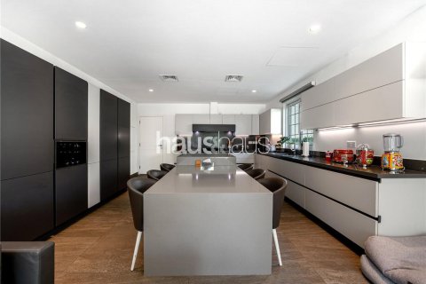 Villa en Jumeirah Islands, Dubai, 4 dormitorios, 576 m², № 43321 - foto 6