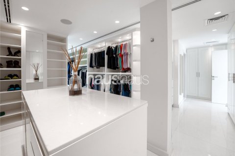 Villa en Jumeirah Islands, Dubai, 4 dormitorios, 576 m², № 43321 - foto 15