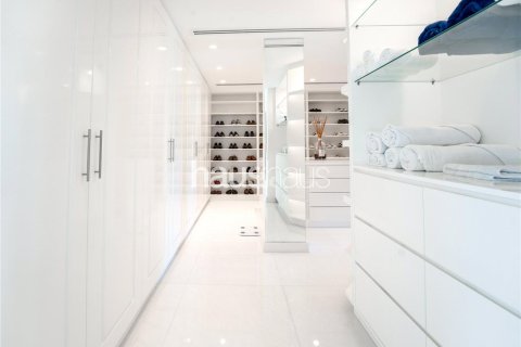 Villa en Jumeirah Islands, Dubai, 4 dormitorios, 576 m², № 43321 - foto 14